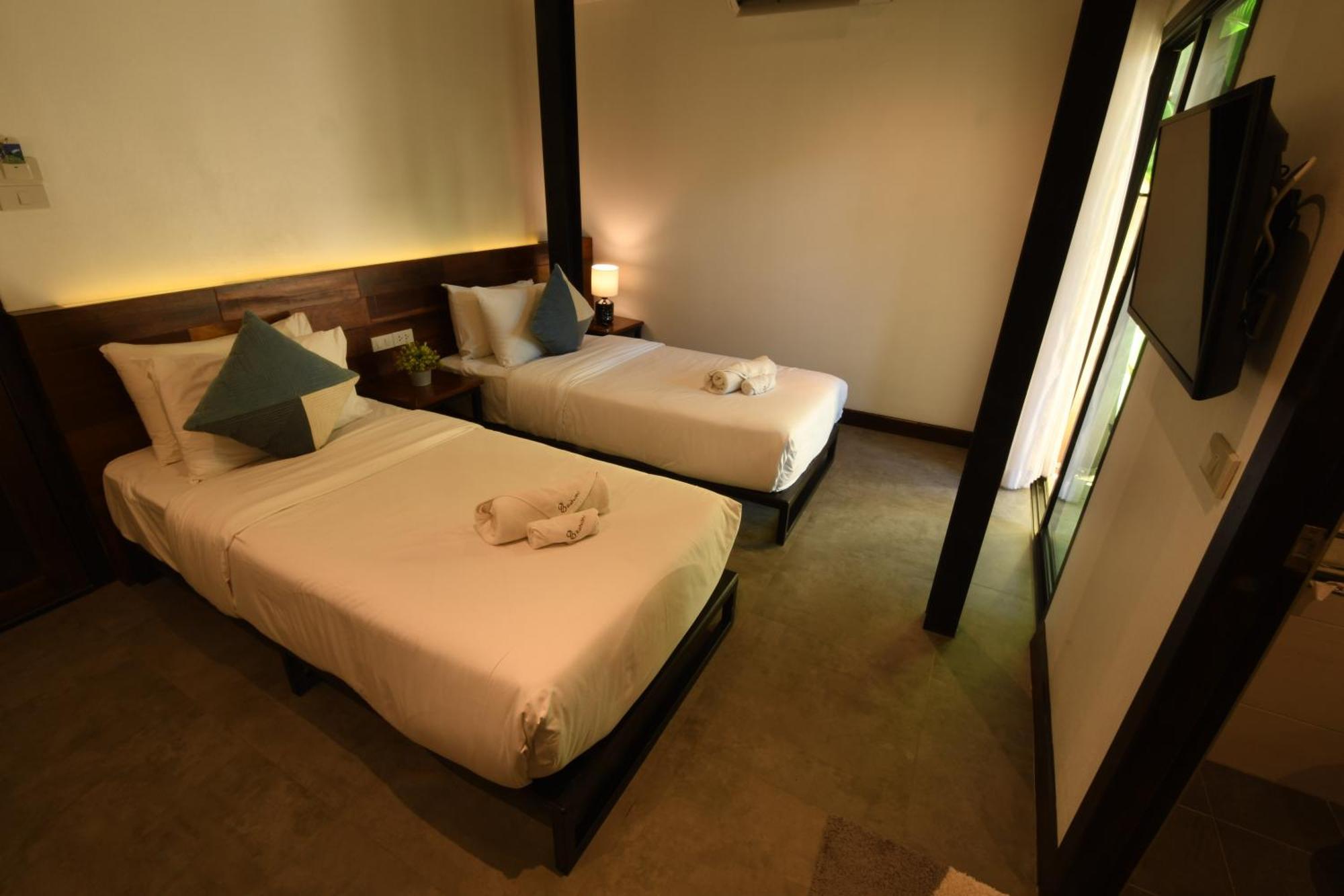 The Eight Ratvithi House Hotel Chiang Mai Bagian luar foto